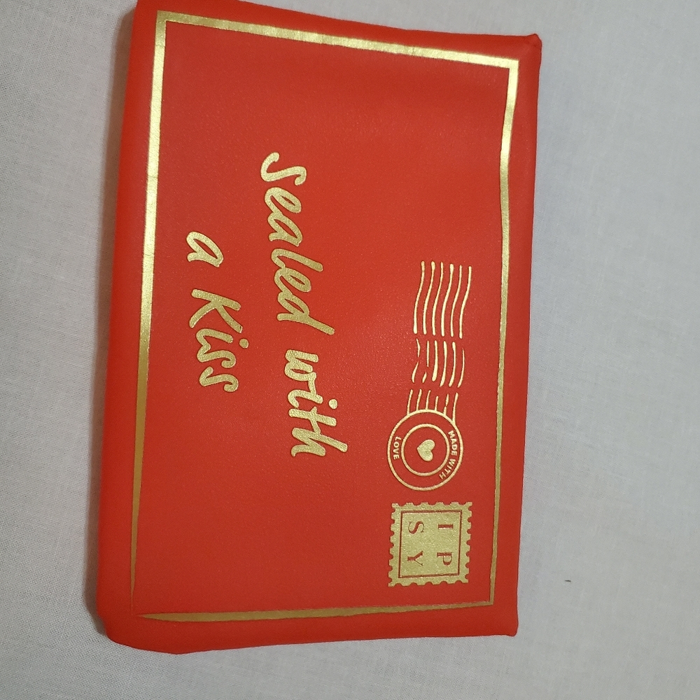 Makeup bag